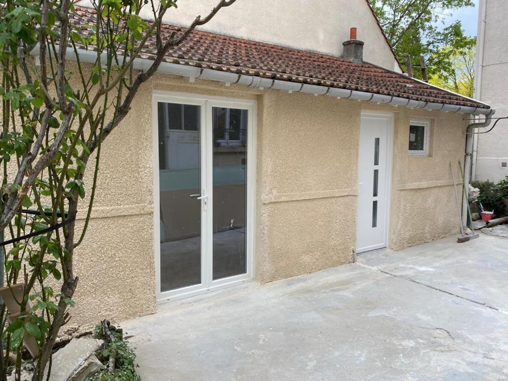 Lumineux studio neuf au calme Villejuif Extérieur photo